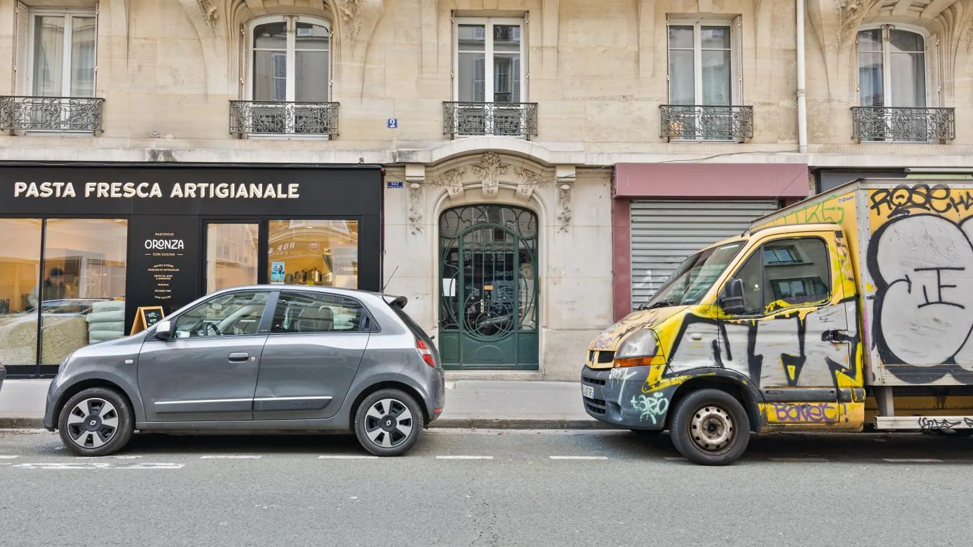Superb Apartment Quartier Pantheon 4 Free Netflix パリ
